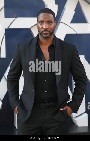 Hollywood, Ca. 13.. Juli 2022. EME Ikwuakor bei der Netflix-Premiere von The Grey man im TCL Chinese Theatre am 13. Juli 2022 in Hollywood, Kalifornien. Quelle: Saye Sadou/Media Punch/Alamy Live News Stockfoto