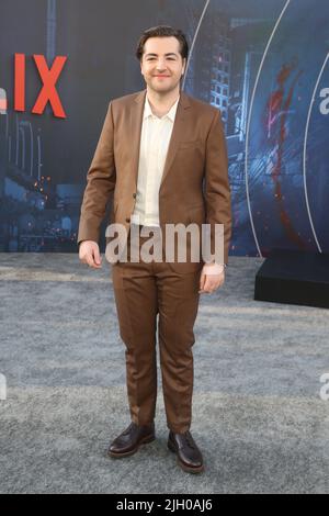 Hollywood, Ca. 13.. Juli 2022. Michael Gandolfini bei der Netflix-Premiere von The Grey man im TCL Chinese Theatre am 13. Juli 2022 in Hollywood, Kalifornien. Quelle: Saye Sadou/Media Punch/Alamy Live News Stockfoto