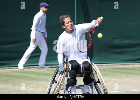 Koji Sugeno aus Japan ist ein japanischer Tennisspieler, der beim RollstuhlEinzel-Wettbewerb für Herren in Wimbledon 2022 spielt. Stockfoto