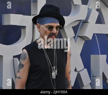 Los Angeles, Usa. 14.. Juli 2022. Das Schauspielmitglied Billy Bob Thornton nimmt am Mittwoch, den 13. Juli 2022, an der Premiere des Filmdramas „The Grey man“ im TCL Chinese Theatre in der Hollywood-Sektion von Los Angeles Teil. Storyline: Als das wichtigste Kapital der CIA, seine Identität, die niemand kennt, die Geheimnisse der Agentur enthüllen, löst er eine globale Jagd durch Attentäter aus, die von seinem Ex-Kollegen losgelassen werden. Foto von Jim Ruymen/UPI Credit: UPI/Alamy Live News Stockfoto