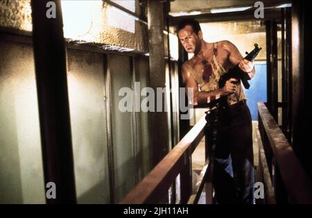 BRUCE WILLIS, DIE HARD, 1988 Stockfoto