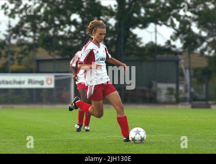 KEIRA KNIGHTLEY, Bend It Like Beckham, 2002 Stockfoto