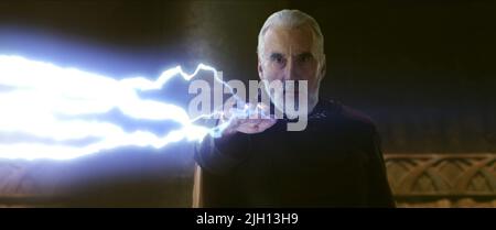 CHRISTOPHER LEE, Star Wars: Episode II - Angriff der Klonkrieger 2002 Stockfoto