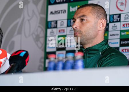 SITTARD, NIEDERLANDE - 14. JULI: Burak Yilmaz von Fortuna Sittard während der Präsentation von Burak Yilmaz im Fortuna Sittard Stadion am 14. Juli 2022 in Sittard, Niederlande (Foto von Jeroen Meuwsen/Orange Picts) Stockfoto