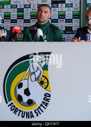 SITTARD, NIEDERLANDE - 14. JULI: Burak Yilmaz von Fortuna Sittard während der Präsentation von Burak Yilmaz im Fortuna Sittard Stadion am 14. Juli 2022 in Sittard, Niederlande (Foto von Jeroen Meuwsen/Orange Picts) Stockfoto