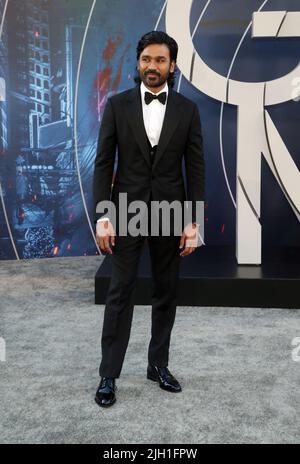 13. Juli 2022 - Hollywood, Kalifornien - Dhanush, Uraufführung von Netflix' ''The Gray man'' im TCL Chinese Theatre in Hollywood. Stockfoto
