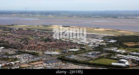 Luftaufnahme aus dem Norden nach Südosten über Speke und Mersey, südlich von Liverpool Stockfoto