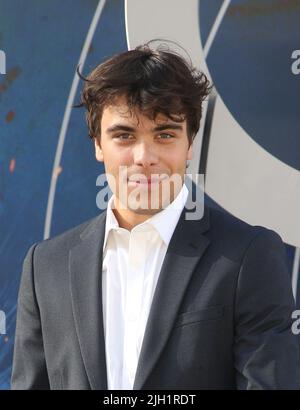 Hollywood, Ca. 13.. Juli 2022. Pearce Joza bei der Netflix-Premiere von The Grey man im TCL Chinese Theatre am 13. Juli 2022 in Hollywood, Kalifornien. Quelle: Saye Sadou/Media Punch/Alamy Live News Stockfoto