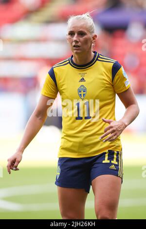 Sheffield, England, 13.. Juli 2022. Stina Blackstenius aus Schweden beim Spiel der UEFA Women's European Championship 2022 in Bramall Lane, Sheffield. Bildnachweis sollte lauten: Jonathan Moscrop / Sportimage Stockfoto