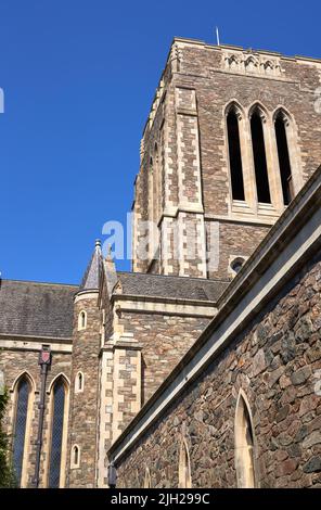 Hoher steinerner Klosterturm Stockfoto