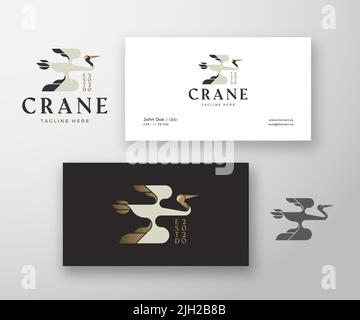 Abstrakte Kranich Vogel Vektor Illustration. Geometrie fliegender Storch Silhouette mit Typografie. Trendige Logo- und Visitenkartenvorlage. Stationärer Premium-Betrieb Stock Vektor