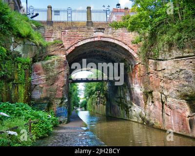 Der 18.. Jahrhundert, umzogen roten Sandstein Northgate Street Bridge über den Shropshire Union Canal in Chester, Cheshire, Großbritannien. Vielleicht von Thomas Telford, c Stockfoto