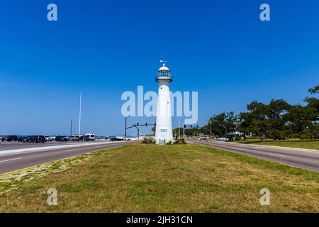 Biloxi, MS - 18. Juni 2022: Der Leuchtturm von Biloxi, erbaut 1848. Stockfoto