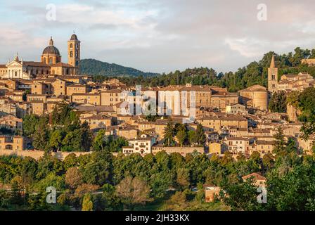 Stadtansicht von Urbino, Region Marken, Italien Stockfoto