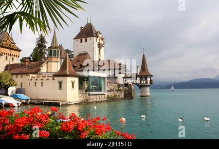 Schloss Oberhofen am Thunersee, Kanton Bern, Schweiz Stockfoto