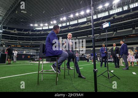 Der kommende Kommissar Brett Yormark spricht mit den Medien während des Medientages der Big 12 Conference, Mittwoch, den 13. Juli 2022, in Arlington, TX. (Mario Terr Stockfoto