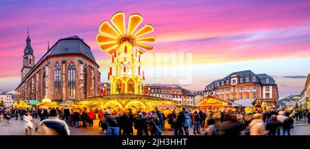 Weihnachtsmarkt in Heidelberg, Deutschland Stockfoto
