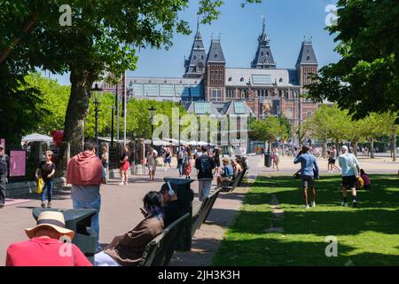 Amsterdam, Niederlande - 22. Juni 2022: Das Rijksmuseum ist das Nationalmuseum der Niederlande Stockfoto