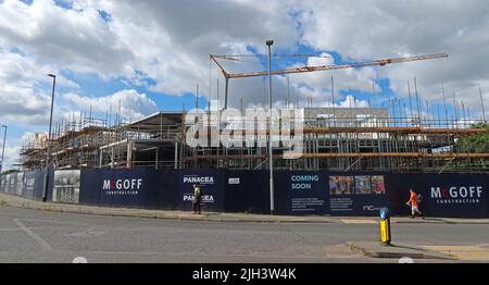 McGoff Construction, Spring Bank Pub Site, wird neues Grappenhall Pflegeheim, Warrington, Cheshire, England, Großbritannien, WA4 2QL Stockfoto