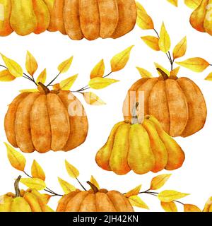 Aquarell von Hand gezeichnetes nahtloses Muster mit gelben Kürbissen und Blättern, Herbsthintergrund. Thanksgiving Halloween Ernte Bauernhof Cottage Stoffdruck Stockfoto