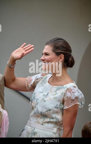 Oland, Schweden. 14.. Juli 2022. Kronprinzessin Victoria von Schweden während der Geburtstagsfeier der Kronprinzessin Victoria von Schweden zum 45.. Geburtstag am 14. Juli 2022 auf Schloss Borgholm in Oland, Schweden. Foto von Stefan Lindblom/Stella Pictures/ABACAPRESS.COM Quelle: Abaca Press/Alamy Live News Stockfoto