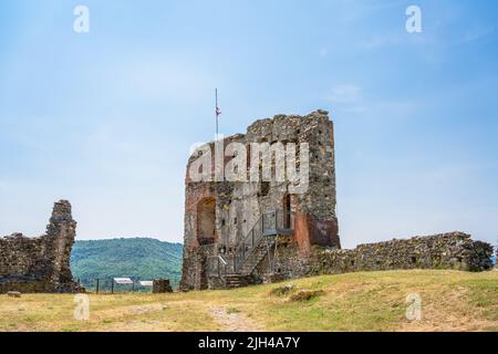 Ruinen der Burg Avigliana in der Region Piemont, Italien Stockfoto