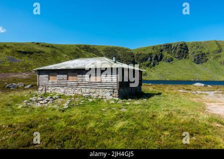 Das bodenige Loch Wharral oberhalb von Glen Clova in Angus, Schottland Stockfoto