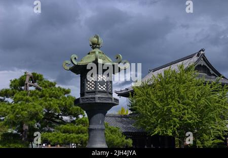 Der majestätische Hongwan-ji Tempel, Kyoto JP Stockfoto