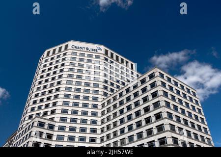 Büros der Credit Suisse Bank, Canary Wharf, Finanzdistrikt. Zentrales Geschäftsviertel von CBD. Docklands. London, England. Speicherplatz kopieren. Stockfoto