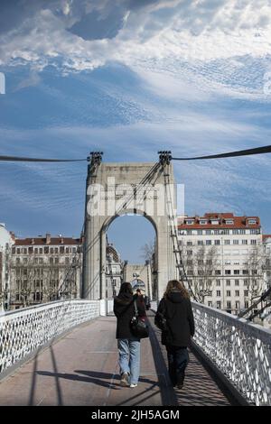 La passerelle du Collège pedestrain Brücke über die Rhone in Lyon Frankreich im Jahr 2010 Stockfoto