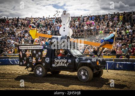 Lichtenvoorde, Niederlande. 15.. Juli 2022. Lichtenvoorde, Niederlande. 15.. Juli 2022. 2022-07-15 14:05:17 LICTENVOORDE - Festivalbesucher während des Zwarte Cross. Das Festival wurde in den letzten zwei Jahren aufgrund der Corona-Pandemie abgesagt. ANP VINCENT JANNINK netherlands Out - belgium Out Credit: ANP/Alamy Live News Credit: ANP/Alamy Live News Stockfoto