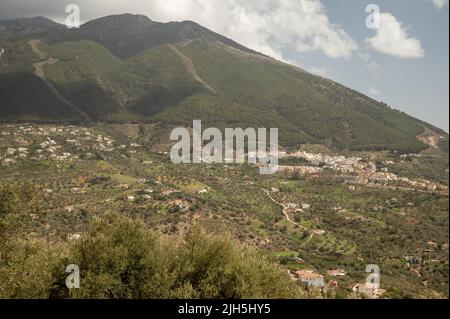 Frühling in der Sierra de Tejeda Gebirge in der Nähe von Malaga, Andalusien, Spanien Stockfoto