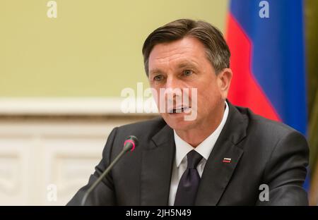 Kiew, Ukraine. 11.. Mai 2018. Präsident der Republik Slowenien Borut Pahor, gesehen bei einem Treffen mit dem Präsidenten der Ukraine Petro Poroschenko in Kiew. Borut Pahor ist ein slowenischer Politiker. Seit Dezember 2012 war er Präsident von Slowenien. Von November 2008 bis Februar 2012 war er Premierminister. (Foto von Mykhaylo Palinchak/SOPA Images/Sipa USA) Quelle: SIPA USA/Alamy Live News Stockfoto