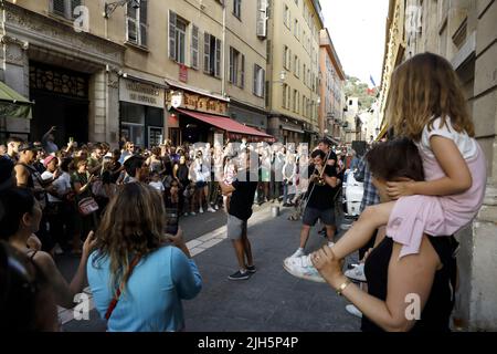Nizza, Frankreich, 21. Juni 2022. Live-Auftritte im Rahmen der Fete de la musique an verschiedenen Orten in der Altstadt von Nizza. Stockfoto