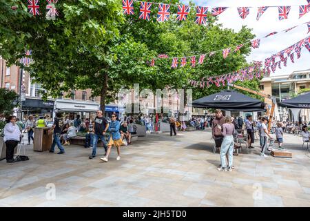 Cafés im Duke of Yorks Square Chelsea London, Großbritannien Stockfoto