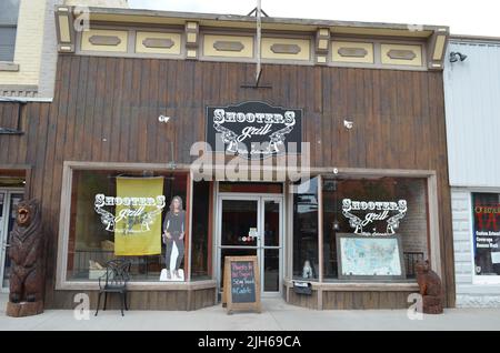 Lauren Boebert's Shooters Grill The Day After Closing des US-Kongressabgeordneten – Ladenfront Stockfoto