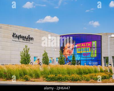 Kansas, JUL 1 2022 - Sonnenansicht des Exploration Place Stockfoto