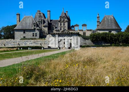 Chateau de Kerjean, 1545, Schloss im Renaissancestil, erbaut 1596, heute Staatsmuseum, Saint-Vougay, Departement Finistere, Region Bretagne, Frankreich Stockfoto