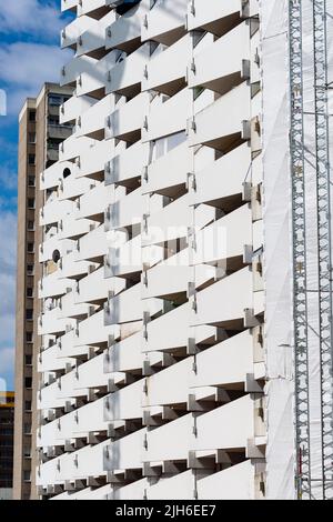 Hochhaus-Wohngebäude, Chorweiler-Satellitenstadt in Köln, Nordrhein-Westfalen, Deutschland Stockfoto