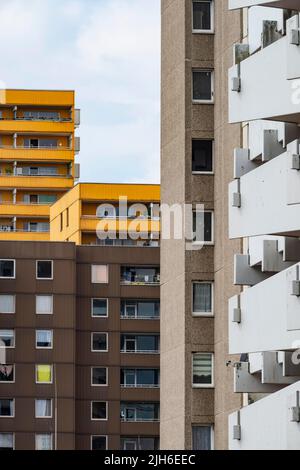 Hochhaus-Wohngebäude, Chorweiler-Satellitenstadt in Köln, Nordrhein-Westfalen, Deutschland Stockfoto