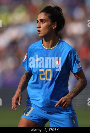 Manchester, England, 14.. Juli 2022. Martina Piemonte aus Italien während des Spiels der UEFA Women's European Championship 2022 im Academy Stadium, Manchester. Bildnachweis sollte lauten: Jonathan Moscrop / Sportimage Stockfoto