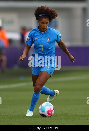 Manchester, England, 14.. Juli 2022. Sara Gama aus Italien während des Spiels der UEFA Women's European Championship 2022 im Academy Stadium, Manchester. Bildnachweis sollte lauten: Jonathan Moscrop / Sportimage Stockfoto