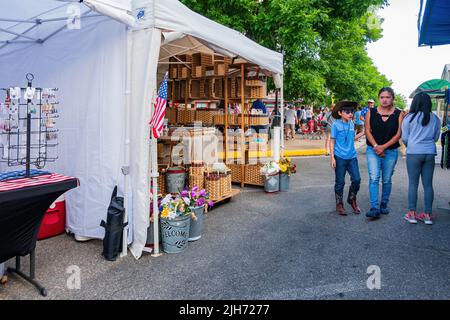 Wyoming, 4 2022. JULI - Straßenverkäufer für die Stampede Parade Stockfoto