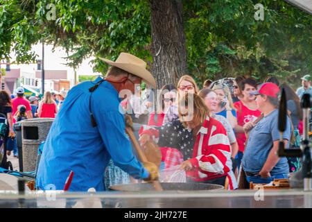 Wyoming, 4 2022. JULI - Straßenverkäufer für die Stampede Parade Stockfoto