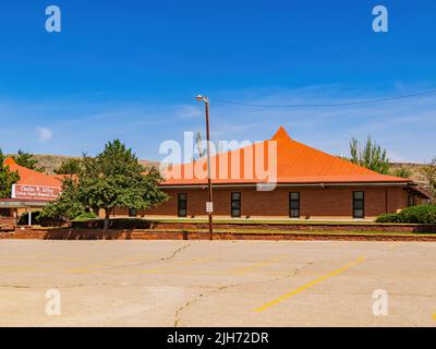 Wyoming, JUL 9 2022 - sonnige Außenansicht des Jeffrey Memorial Community Center Stockfoto