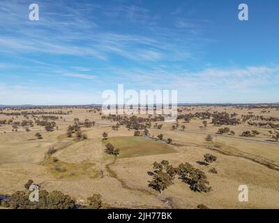 Luftaufnahme in Deepwater, NSW, 2371, Australien, Blick auf die Stadt, Gebäude und Umgebung Stockfoto