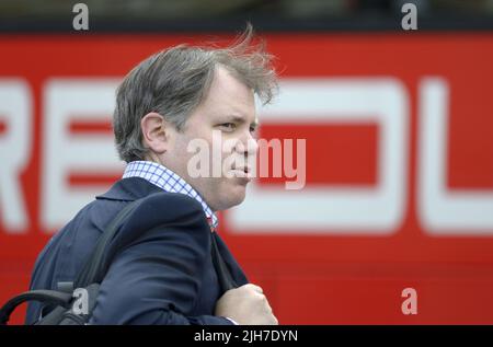Edward Argar MP (Con: Charnwood) auf dem Parliament Square, 15.. Juli 2022 Stockfoto