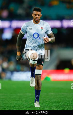 Sydney, Australien. 16.. Juli 2022. Courtney Lawes aus England erwärmt sich während des eToro England Series-Spiels zwischen Australien und England am Sydney Cricket Ground, Sydney, Australien, am 16. Juli 2022. Foto von Peter Dovgan. Nur zur redaktionellen Verwendung, Lizenz für kommerzielle Nutzung erforderlich. Keine Verwendung bei Wetten, Spielen oder Veröffentlichungen einzelner Clubs/Vereine/Spieler. Kredit: UK Sports Pics Ltd/Alamy Live Nachrichten Stockfoto