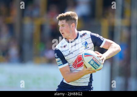 Castleford, Großbritannien. 16.. Juli 2022. Riley Dean #27 von Warrington Wolves in Castleford, Vereinigtes Königreich am 7/16/2022. (Foto von Steve Flynn/News Images/Sipa USA) Quelle: SIPA USA/Alamy Live News Stockfoto