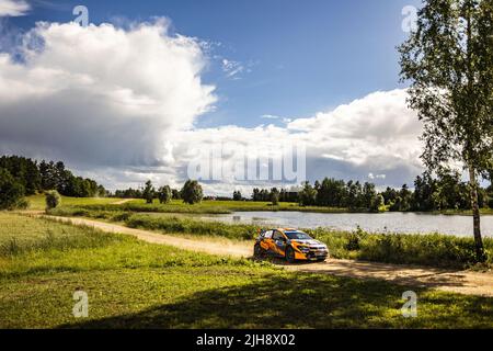 24 LINNAMAE Georg (est), MORGAN James (gbr), ALM Motorsport, Volkswagen Polo GTI, Aktion während der Rallye Estland 2022, 7. Lauf der WRC World Rally Car Championship 2022, vom 14. Bis 17. Juli 2022 in Tartu, Estland - Foto: Nikos Katikis/DPPI/LiveMedia Stockfoto